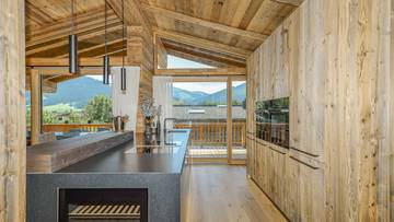 KITZIMMO-Luxus-Neubauvilla mit Pool in Toplage kaufen - Immobilien Ellmau.