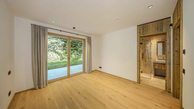 KITZIMMO-Luxus-Neubauvilla mit Pool in Toplage kaufen - Immobilien Ellmau.