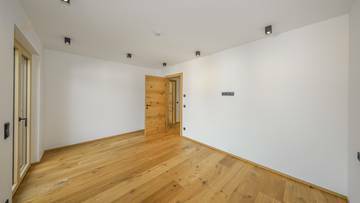 KITZIMMO-Hochwertiges Penthouse in Toplage kaufen - Immobilien St. Johann kaufen.