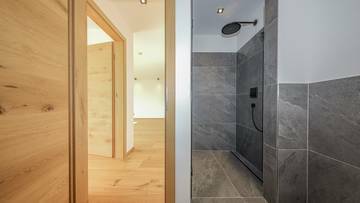 KITZIMMO-Hochwertiges Penthouse in Toplage kaufen - Immobilien St. Johann kaufen.