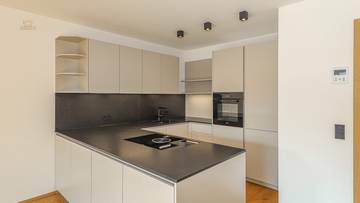 KITZIMMO-Hochwertiges Penthouse in Toplage kaufen - Immobilien St. Johann kaufen.