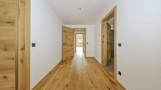 KITZIMMO-Hochwertiges Penthouse in Toplage kaufen - Immobilien St. Johann kaufen.