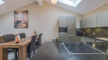 KITZIMMO-exklusive Dachgeschosswohnung kaufen - Immobilien KitzbÃ¼hel.