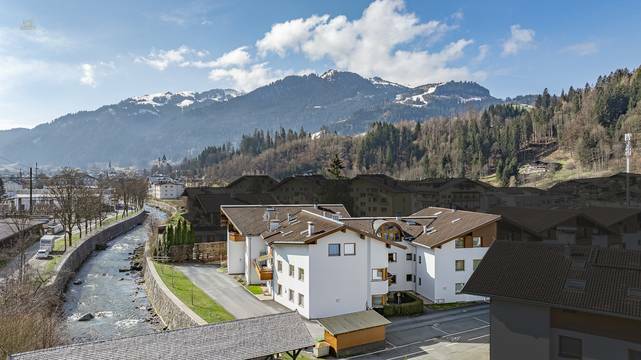 KITZIMMO-exklusive Dachgeschosswohnung kaufen - Immobilien KitzbÃ¼hel.