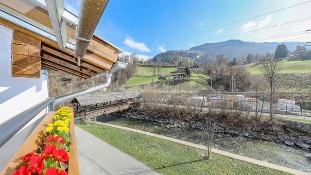 KITZIMMO-exklusive Dachgeschosswohnung kaufen - Immobilien KitzbÃ¼hel.