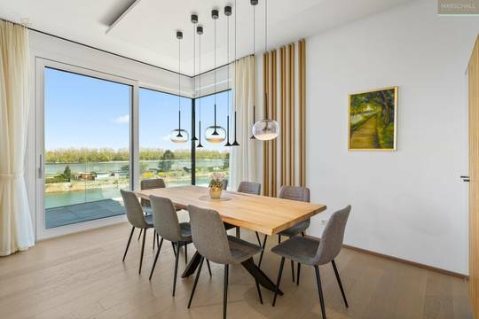Wohnraum/Essen