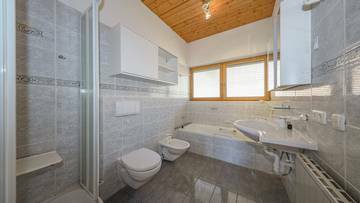 KITZIMMO-BaugrundstÃ¼ck mit Altbestand in Toplage - Immobilien Brixen im Thale.