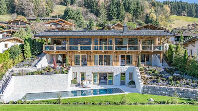 KITZIMMO-Luxusvilla in Toplage kaufen - Immobilien Aurach KitzbÃ¼hel.