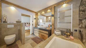 KITZIMMO-Zwei Luxuschalets mit Panoramablick in Top-Ruhelage kaufen - Immobilien Steinberg Tirol.