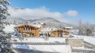 KITZIMMO-Zwei Luxuschalets mit Panoramablick in Top-Ruhelage kaufen - Immobilien Steinberg Tirol.