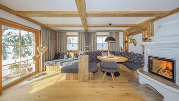 KITZIMMO-Zwei Luxuschalets mit Panoramablick in Top-Ruhelage kaufen - Immobilien Steinberg Tirol.