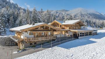 KITZIMMO-Zwei Luxuschalets mit Panoramablick in Top-Ruhelage kaufen - Immobilien Steinberg Tirol.