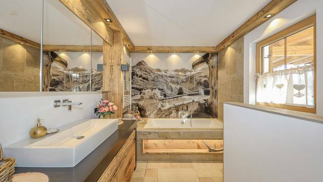 KITZIMMO-Zwei Luxuschalets mit Panoramablick in Top-Ruhelage kaufen - Immobilien Steinberg Tirol.