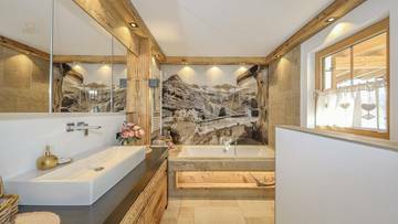 KITZIMMO-Zwei Luxuschalets mit Panoramablick in Top-Ruhelage kaufen - Immobilien Steinberg Tirol.