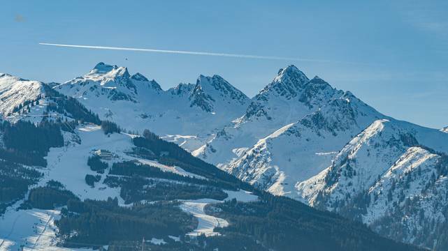 KITZIMMO-Landhaus mit Panoramablick und 1.883 mÂ² GrundstÃ¼ck kaufen - Immobilien Zell am See.