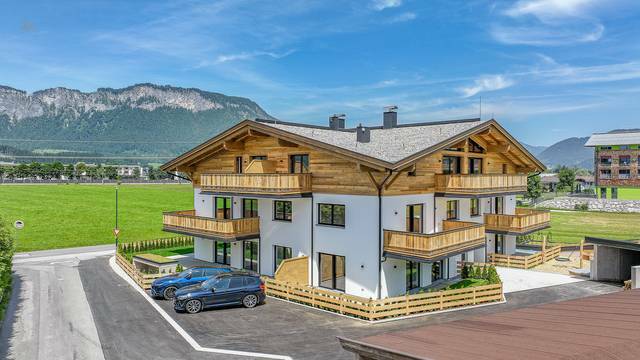 KITZIMMO-Exklusives Luxuspenthouse in Toplage kaufen - Immobilien St. Johann.