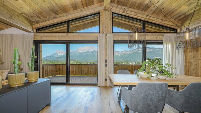 KITZIMMO-Exklusives Luxuspenthouse in Toplage kaufen - Immobilien St. Johann.