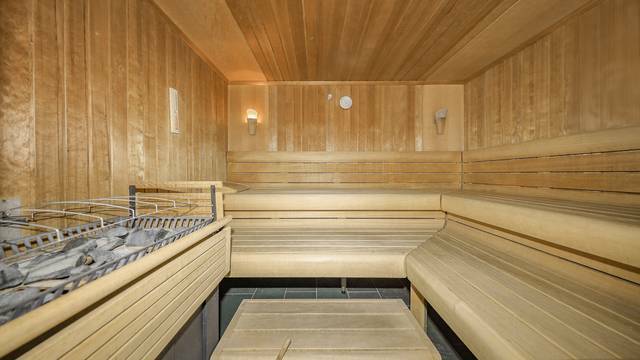 KITZIMMO-Exklusive Wohnung in luxuriÃ¶ser Anlage mit Indoorpool kaufen - Immobilien Ellmau.