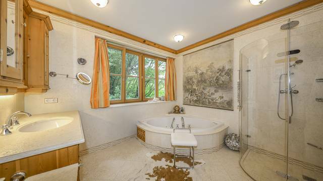 KITZIMMO-Exklusive Wohnung in luxuriÃ¶ser Anlage mit Indoorpool kaufen - Immobilien Ellmau.