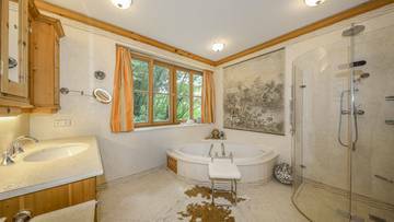 KITZIMMO-Exklusive Wohnung in luxuriöser Anlage mit Indoorpool kaufen - Immobilien Ellmau.