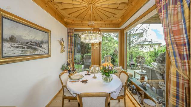 KITZIMMO-Exklusive Wohnung in luxuriÃ¶ser Anlage mit Indoorpool kaufen - Immobilien Ellmau.