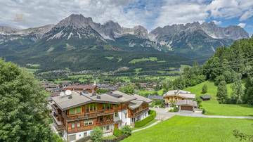 KITZIMMO-Exklusive Wohnung in luxuriöser Anlage mit Indoorpool kaufen - Immobilien Ellmau.