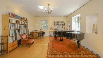 KITZIMMO-Historische Villa in idyllischer Lage kaufen - Immobilien Pinswang Tirol.