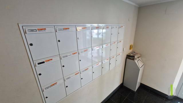 Briefkastenanlage  im Treppenhaus
