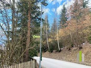 Bushaltestelle vor der Haustüre