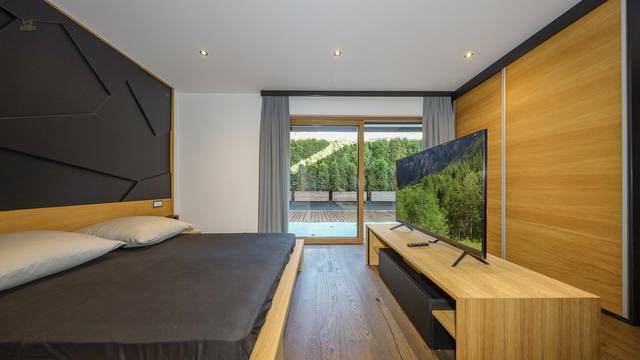 KITZIMMO-exklusives Neubauchalet in Ruhelage - Immobilien Kirchberg.