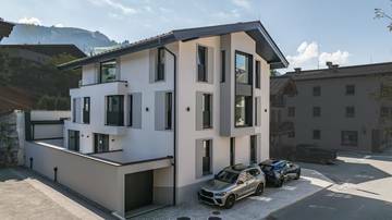 KITZIMMO-LuxuriÃ¶se Stadtvilla im Herzen von KitzbÃ¼hel kaufen - Immobilien KITZIMMO.