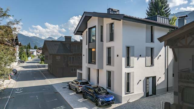 KITZIMMO-LuxuriÃ¶se Stadtvilla im Herzen von KitzbÃ¼hel kaufen - Immobilien KITZIMMO.