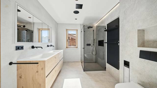 KITZIMMO-Luxusvilla mit Freizeitwohnsitz kaufen - Immobilien KitzbÃ¼hel.