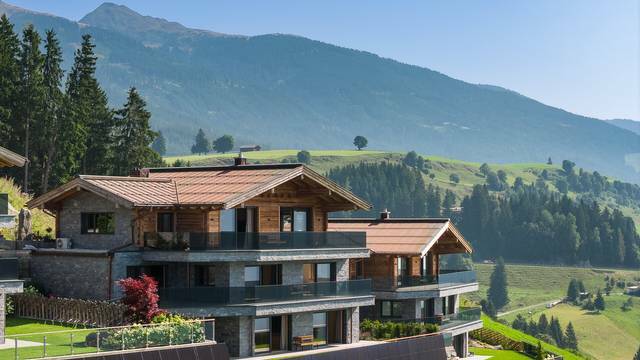 KITZIMMO-Luxusvilla mit Freizeitwohnsitz kaufen - Immobilien KitzbÃ¼hel.