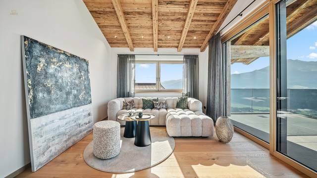 KITZIMMO-Luxusvilla mit Freizeitwohnsitz kaufen - Immobilien KitzbÃ¼hel.