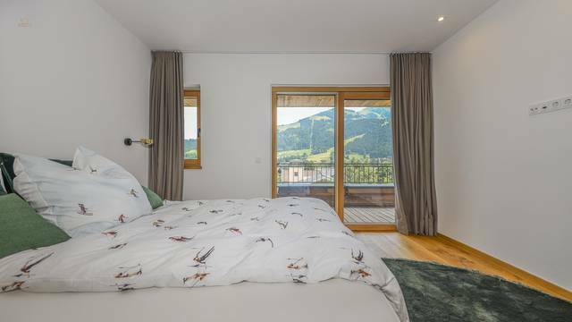 KITZIMMO-Luxuswohnung mit Bergblick in Toplage kaufen - Immobilien Oberndorf.