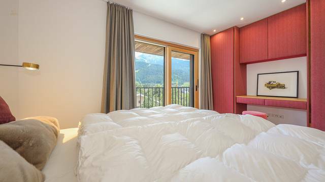 KITZIMMO-Luxuswohnung mit Bergblick in Toplage kaufen - Immobilien Oberndorf.