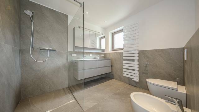 KITZIMMO-Mehrfamilienhaus in Toplage kaufen - Immobilien Ellmau Tirol.