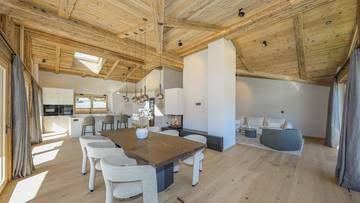 KITZIMMO-Luxuspenthouse sonniger Toplage mit Panorama-Ausblick - Immobilien Brixen.