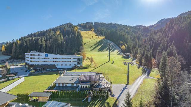 KITZIMMO-AprÃ¨s-Ski & Gastgewerbebetrieb in Toplage an der Skipiste Fieberbrunn kaufen.