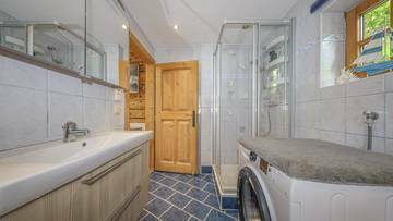 KITZIMMO-Historischen Anwesen mit 3.800 mÂ² Grund in Ruhelage - Immobilien Jochberg.