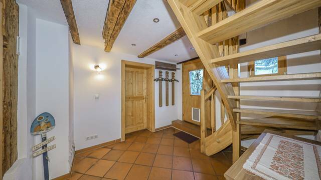 KITZIMMO-Historischen Anwesen mit 3.800 mÂ² Grund in Ruhelage - Immobilien Jochberg.