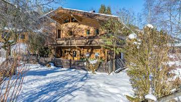 KITZIMMO-Historischen Anwesen mit 3.800 mÂ² Grund in Ruhelage - Immobilien Jochberg.