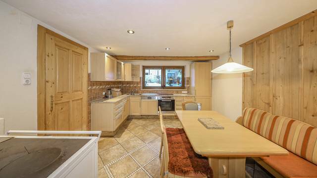 KITZIMMO-Historischen Anwesen mit 3.800 mÂ² Grund in Ruhelage - Immobilien Jochberg.