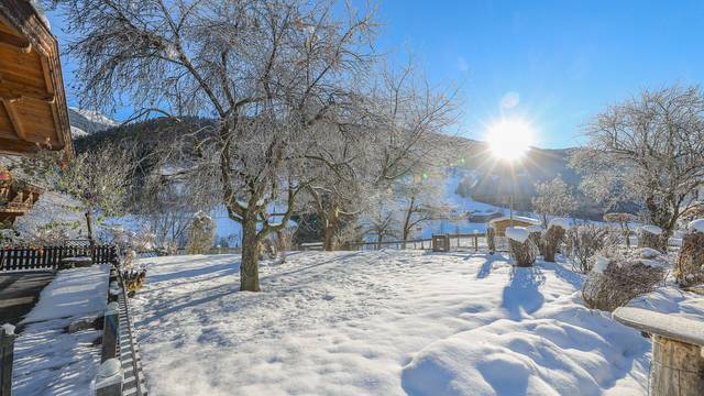 KITZIMMO-Historischen Anwesen mit 3.800 mÂ² Grund in Ruhelage - Immobilien Jochberg.