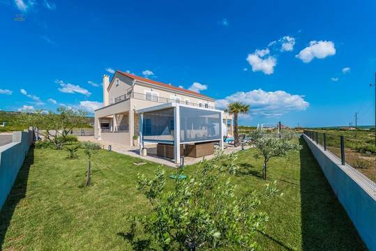 H1581 - Panorama Scouting.