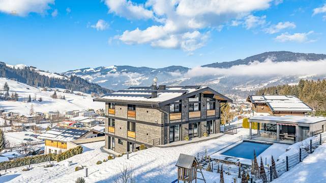 KITZIMMO-Luxusvilla mit Freizeitwohnsitz kaufen - Immobilien Kirchberg in Tirol.