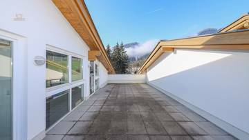 KITZIMMO-Dachgeschoss-Büro mit genehmigter Erweiterung kaufen - Immobilien Kitzbühel.
