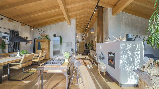 KITZIMMO-exklusives Haus in SeenÃ¤he kaufen. Immobilien St. Ulrich am Pillersee.-2