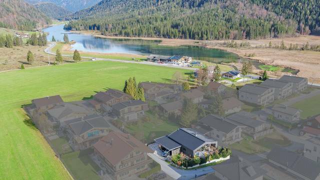 KITZIMMO-exklusives Haus in SeenÃ¤he kaufen. Immobilien St. Ulrich am Pillersee.-16